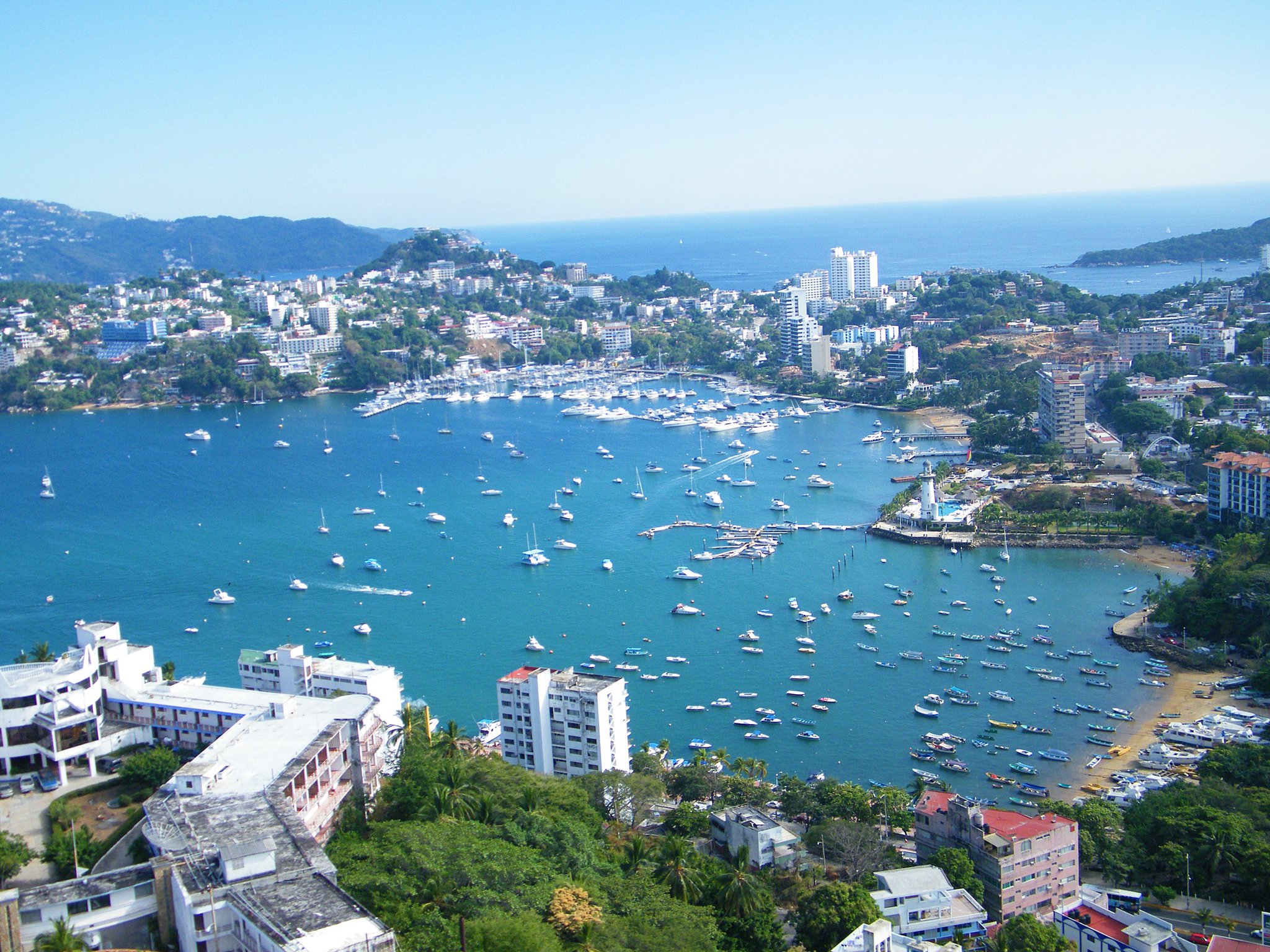 https://mdw-travel-data-us-east-1.s3.amazonaws.com/img/country/Mexico/Acapulco/img_01.jpg