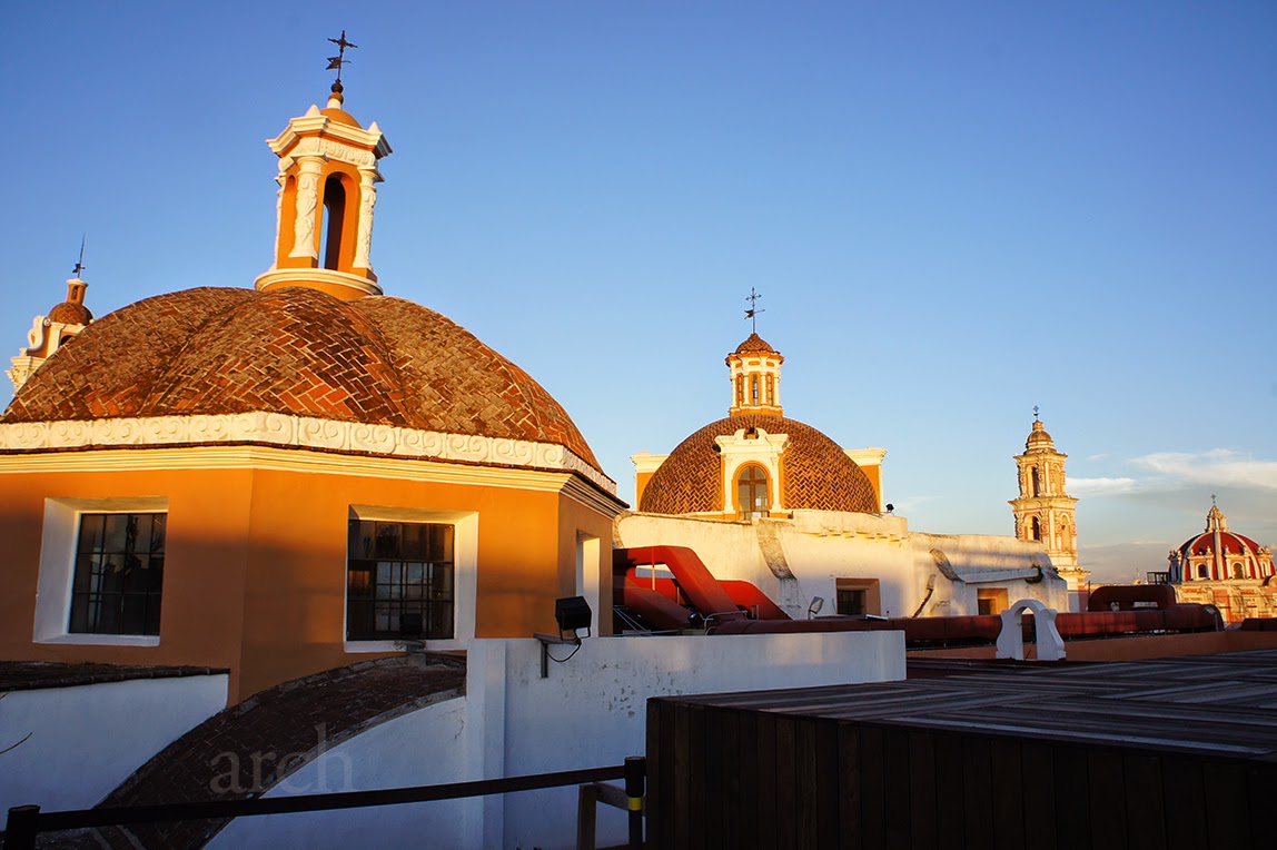 https://mdw-travel-data-us-east-1.s3.amazonaws.com/img/country/Mexico/Amparo-Museum/img_01.jpg