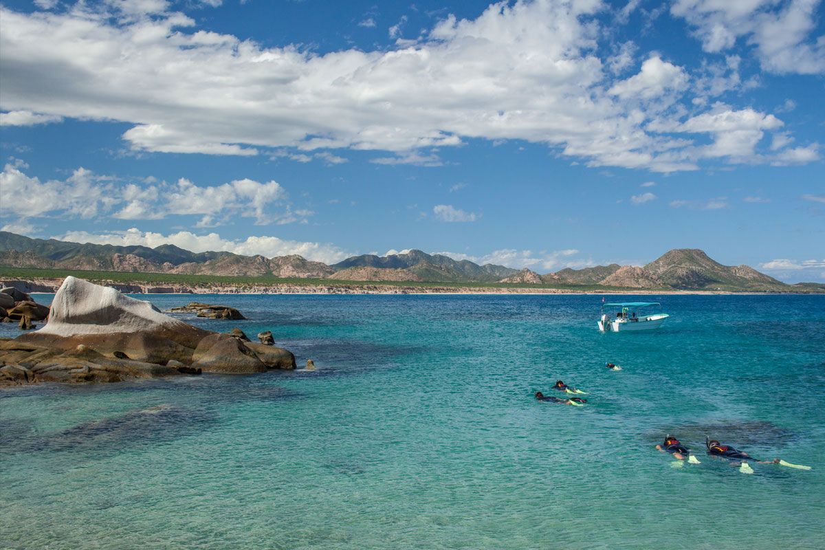 https://mdw-travel-data-us-east-1.s3.amazonaws.com/img/country/Mexico/Cabo-Pulmo-National-Park/img_03.jpg