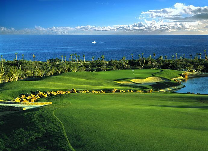 https://mdw-travel-data-us-east-1.s3.amazonaws.com/img/country/Mexico/Cabo-San-Lucas-Golf-Courses/img_03.jpg