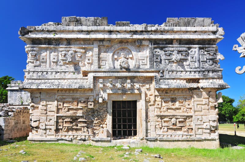 https://mdw-travel-data-us-east-1.s3.amazonaws.com/img/country/Mexico/Casa-de-las-Monjas/img_02.jpg