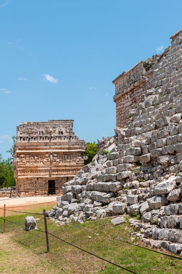 https://mdw-travel-data-us-east-1.s3.amazonaws.com/img/country/Mexico/Casa-de-las-Monjas/img_03.jpg