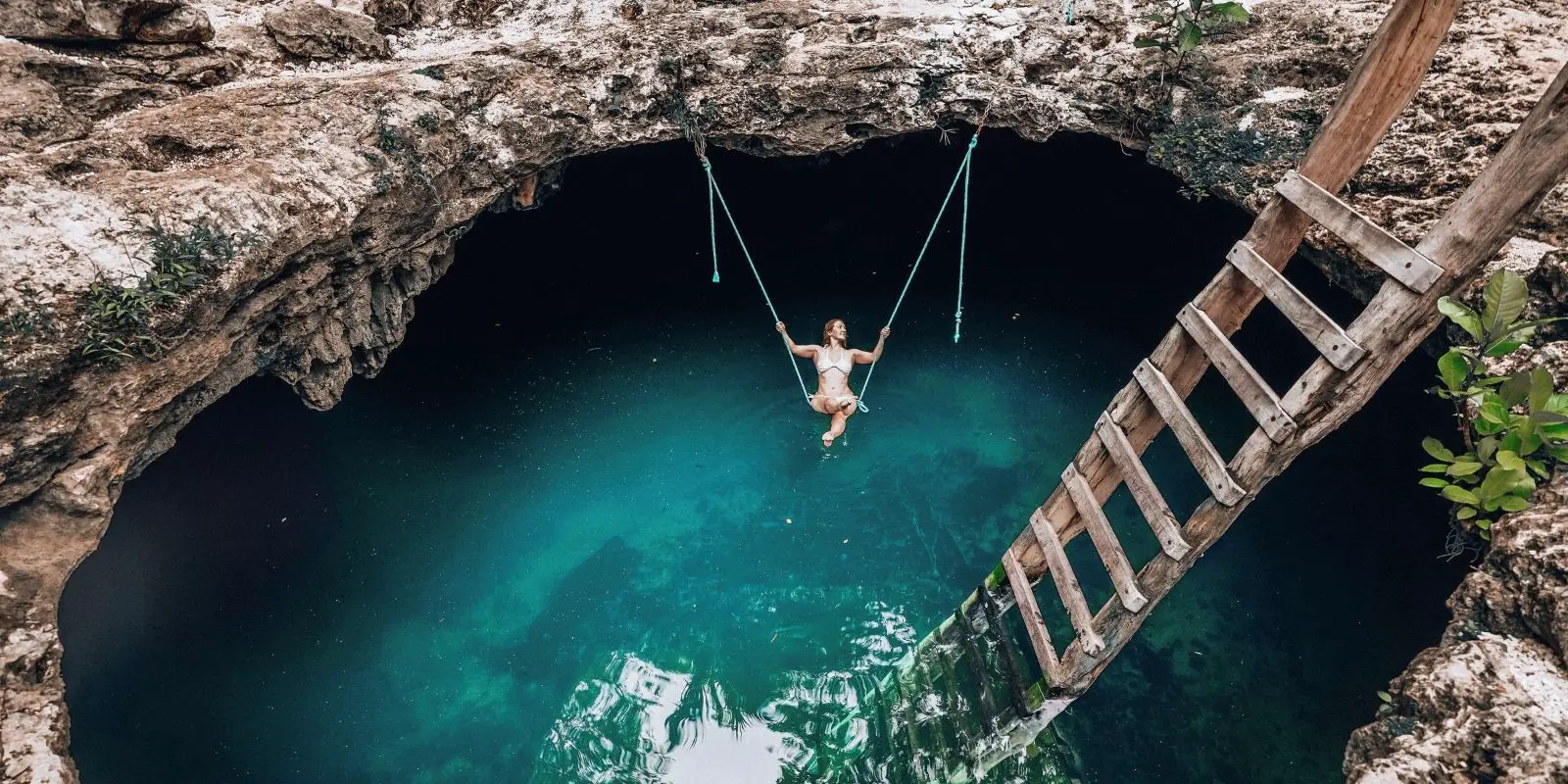 https://mdw-travel-data-us-east-1.s3.amazonaws.com/img/country/Mexico/Cenote-Calavera/img_00.jpg