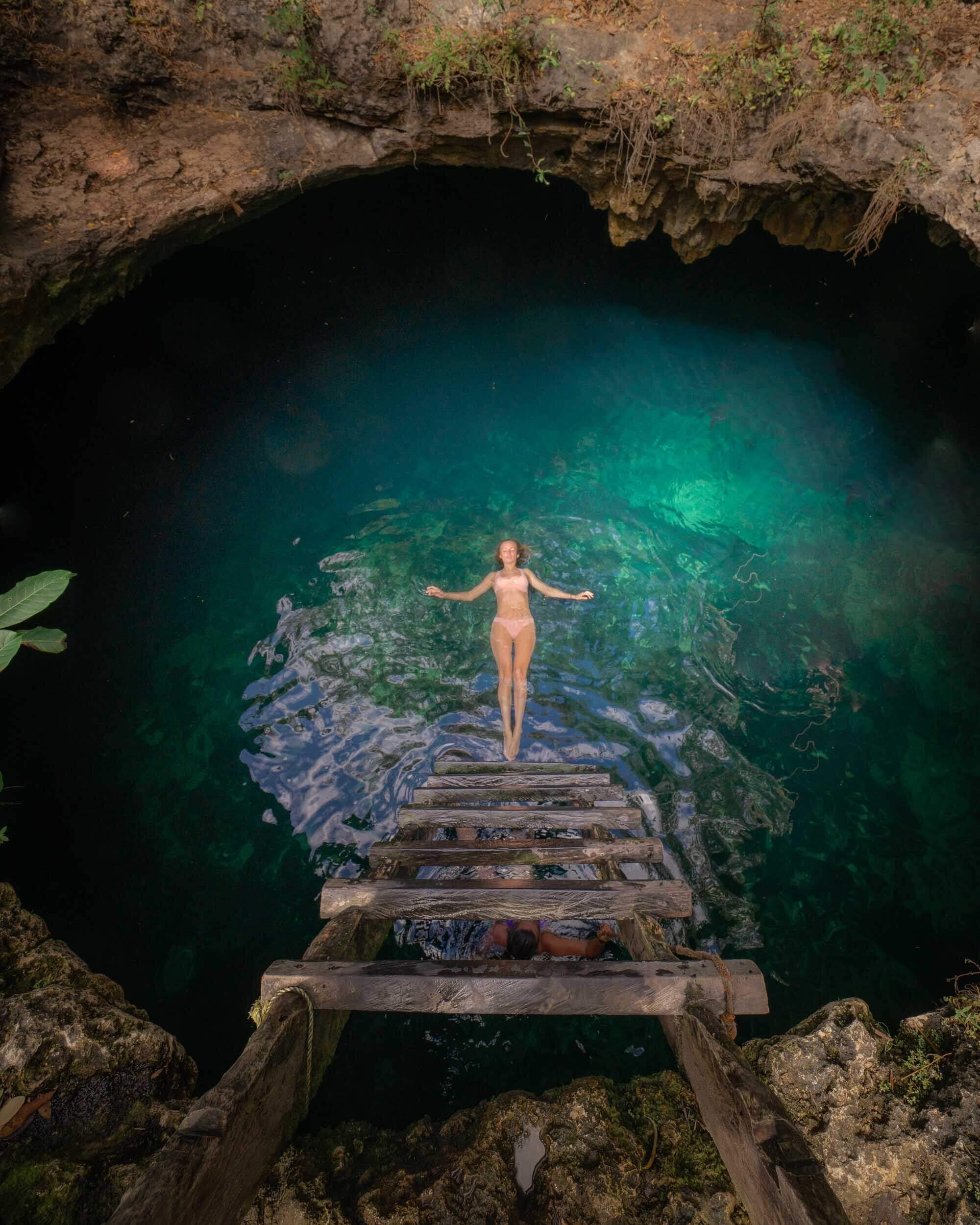 https://mdw-travel-data-us-east-1.s3.amazonaws.com/img/country/Mexico/Cenotes/img_02.jpg