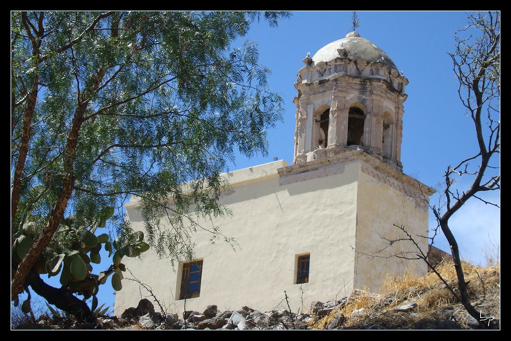 https://mdw-travel-data-us-east-1.s3.amazonaws.com/img/country/Mexico/Cerro-de-los-Remedios/img_03.jpg