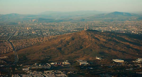 https://mdw-travel-data-us-east-1.s3.amazonaws.com/img/country/Mexico/Cerro-del-Cuatro/img_03.jpg