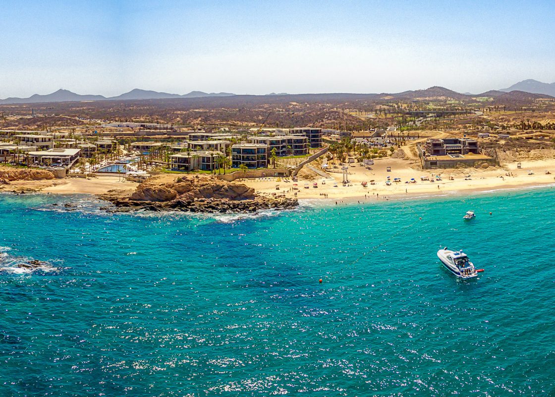 https://mdw-travel-data-us-east-1.s3.amazonaws.com/img/country/Mexico/Chileno-Beach/img_01.jpg