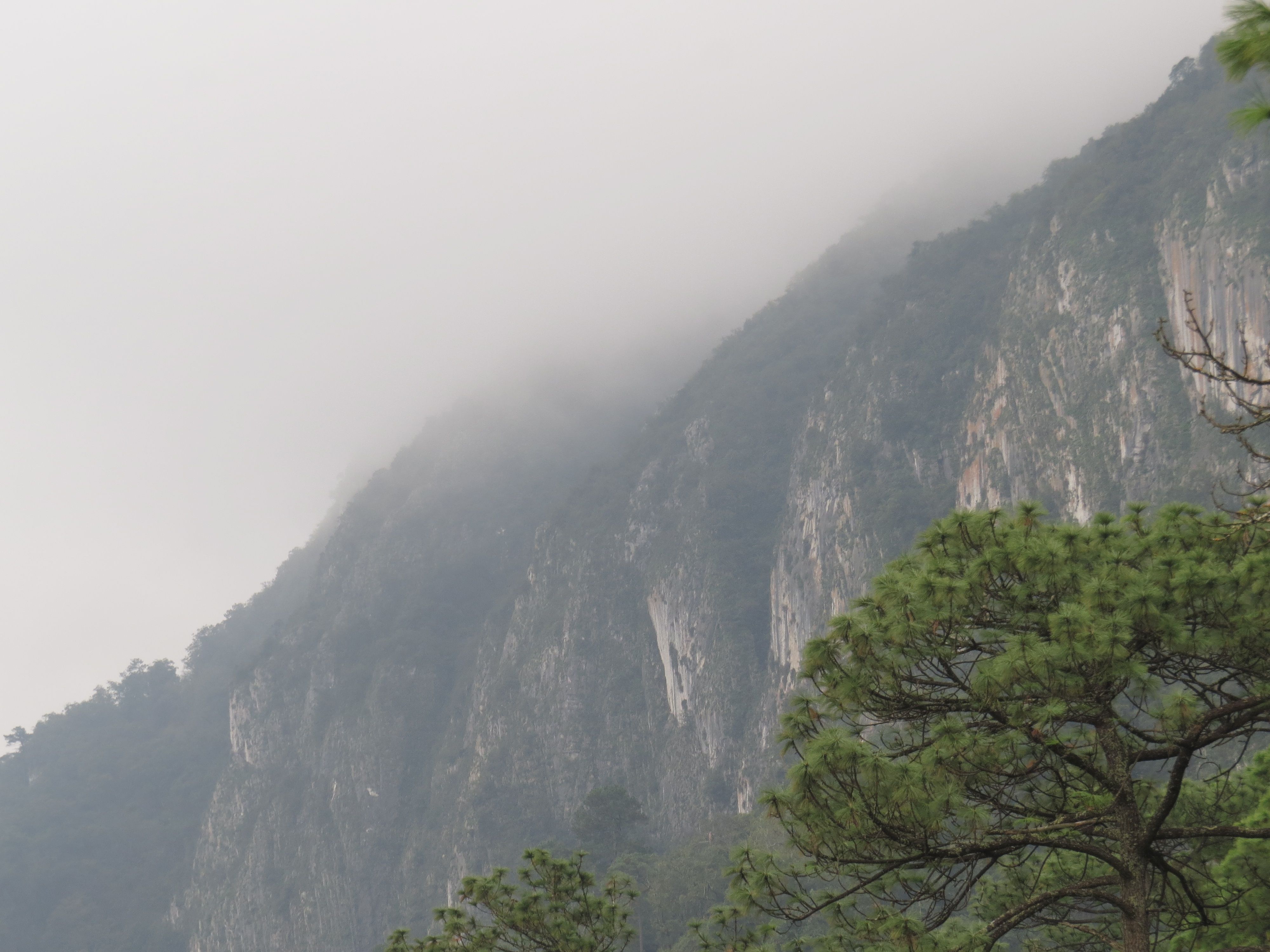 https://mdw-travel-data-us-east-1.s3.amazonaws.com/img/country/Mexico/Chipinque-Ecological-Park/img_01.jpg
