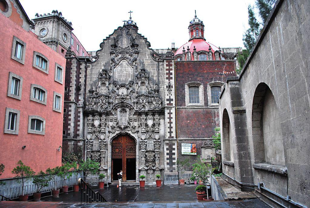 https://mdw-travel-data-us-east-1.s3.amazonaws.com/img/country/Mexico/Church-of-San-Francisco-Templo-de-San-Francisco/img_00.jpg