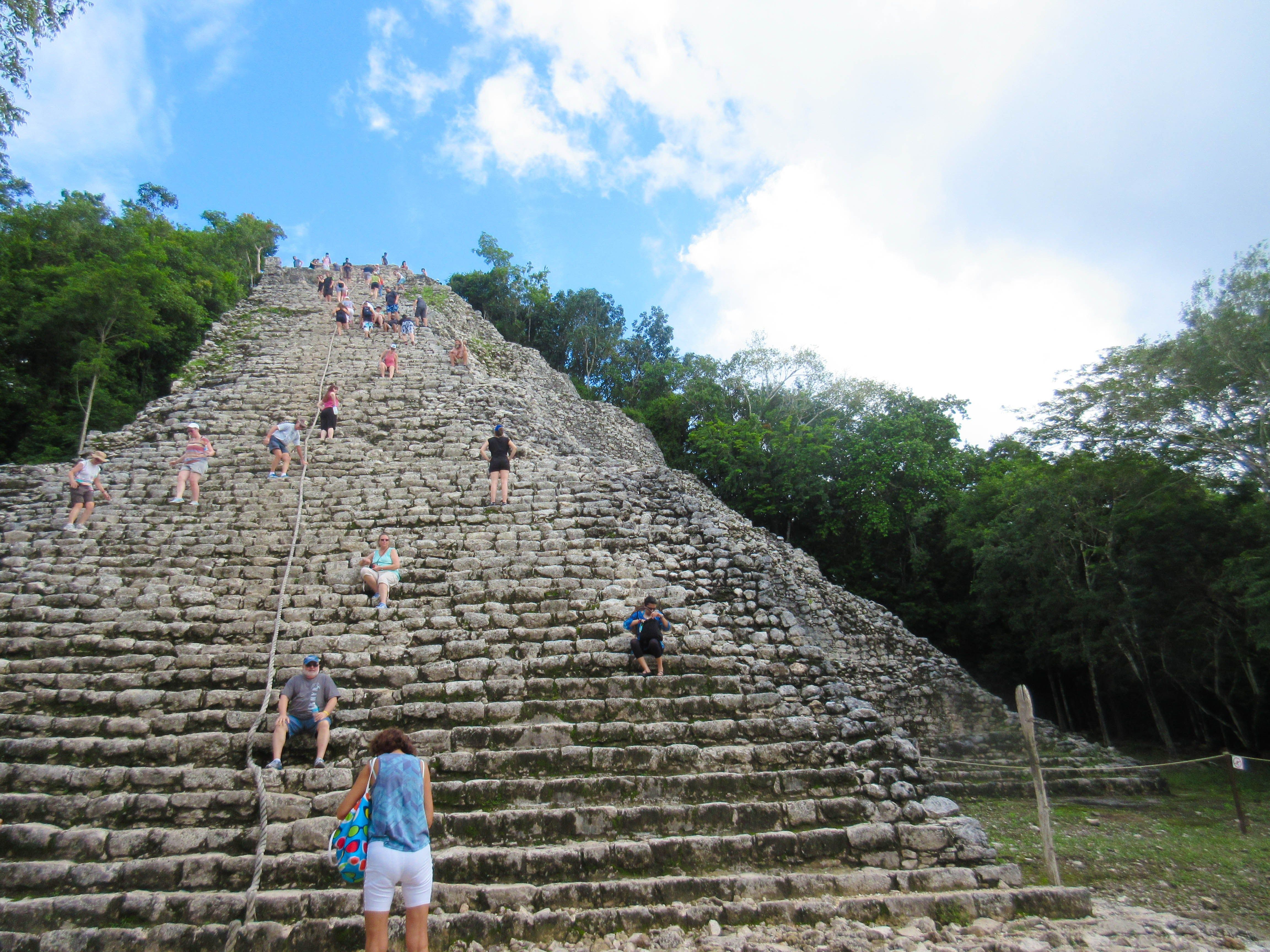 https://mdw-travel-data-us-east-1.s3.amazonaws.com/img/country/Mexico/Coba-Ruins/img_02.jpg