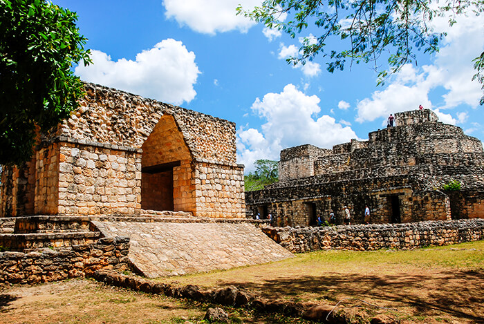 https://mdw-travel-data-us-east-1.s3.amazonaws.com/img/country/Mexico/Coba/img_02.jpg
