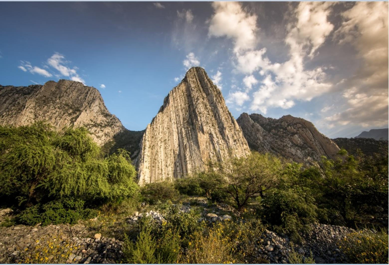 https://mdw-travel-data-us-east-1.s3.amazonaws.com/img/country/Mexico/Cumbres-de-Monterrey-National-Park/img_00.jpg