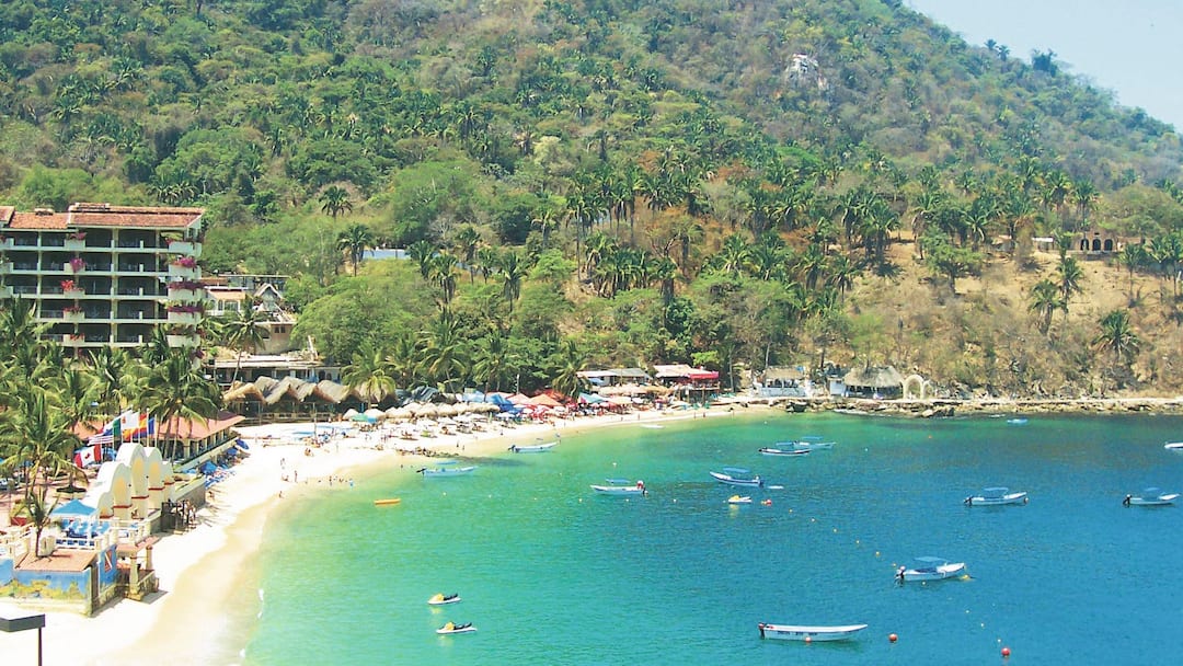 https://mdw-travel-data-us-east-1.s3.amazonaws.com/img/country/Mexico/El-Anclote-Beach/img_02.jpg