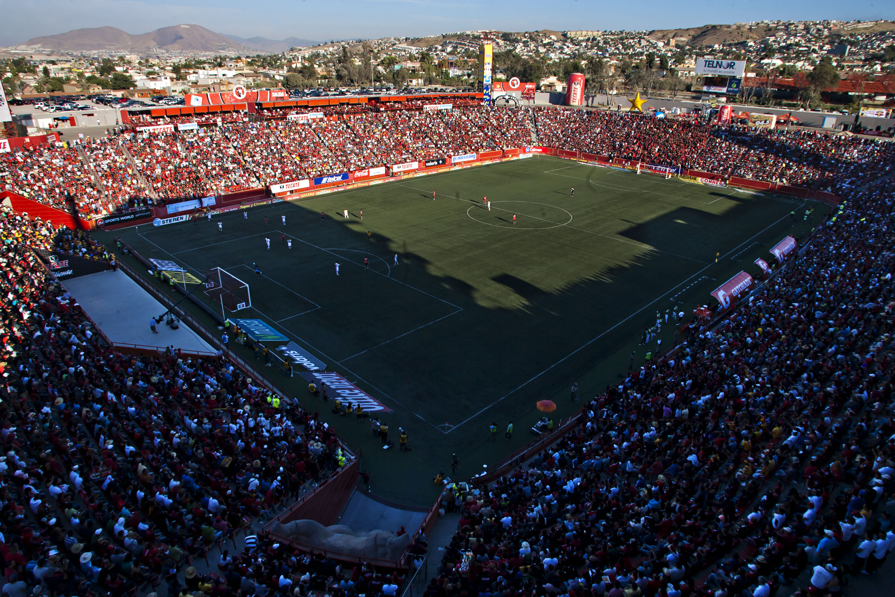 https://mdw-travel-data-us-east-1.s3.amazonaws.com/img/country/Mexico/Estadio-Caliente/img_03.jpg