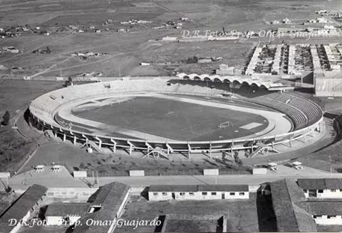 https://mdw-travel-data-us-east-1.s3.amazonaws.com/img/country/Mexico/Estadio-Venustiano-Carranza/img_00.jpg