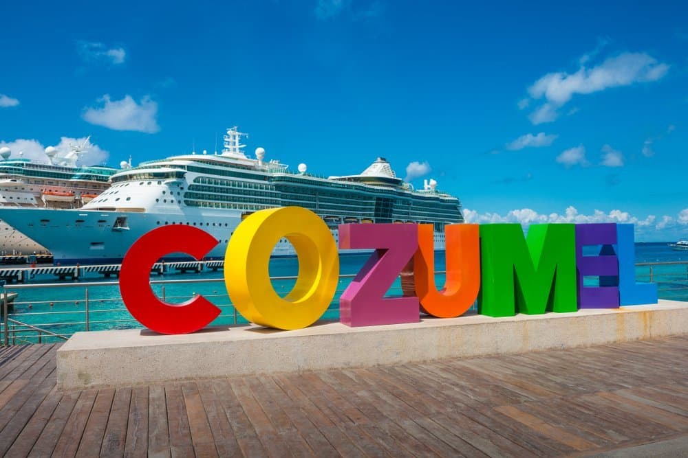 https://mdw-travel-data-us-east-1.s3.amazonaws.com/img/country/Mexico/Ferry-to-Cozumel/img_02.jpg
