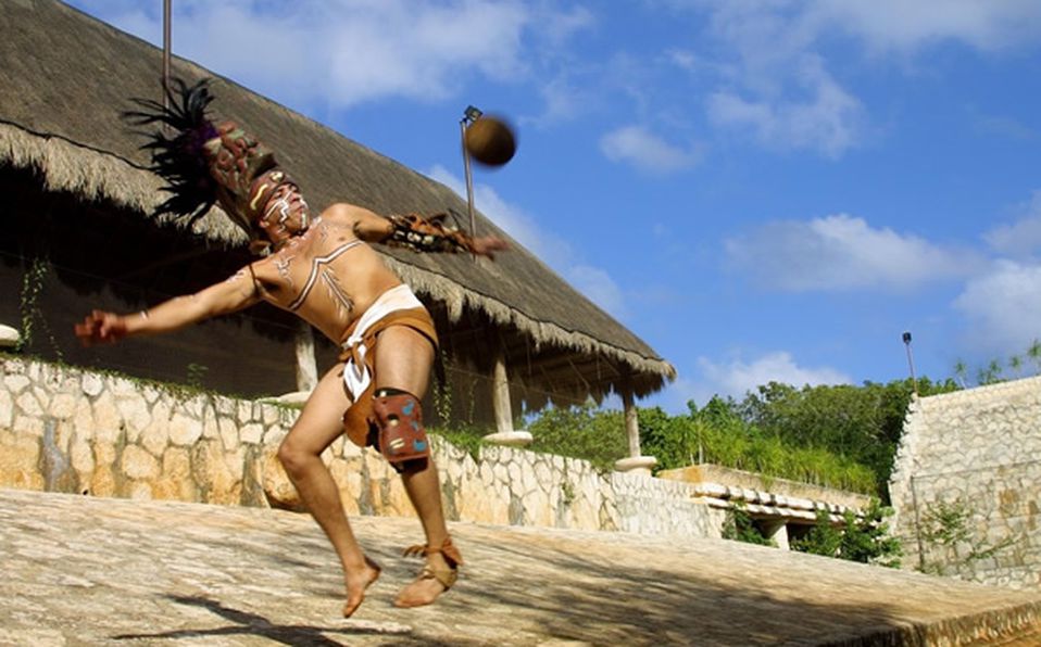 https://mdw-travel-data-us-east-1.s3.amazonaws.com/img/country/Mexico/Juego-de-Pelota/img_01.jpg