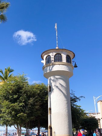 https://mdw-travel-data-us-east-1.s3.amazonaws.com/img/country/Mexico/La-Paz-Malecon/img_03.jpg