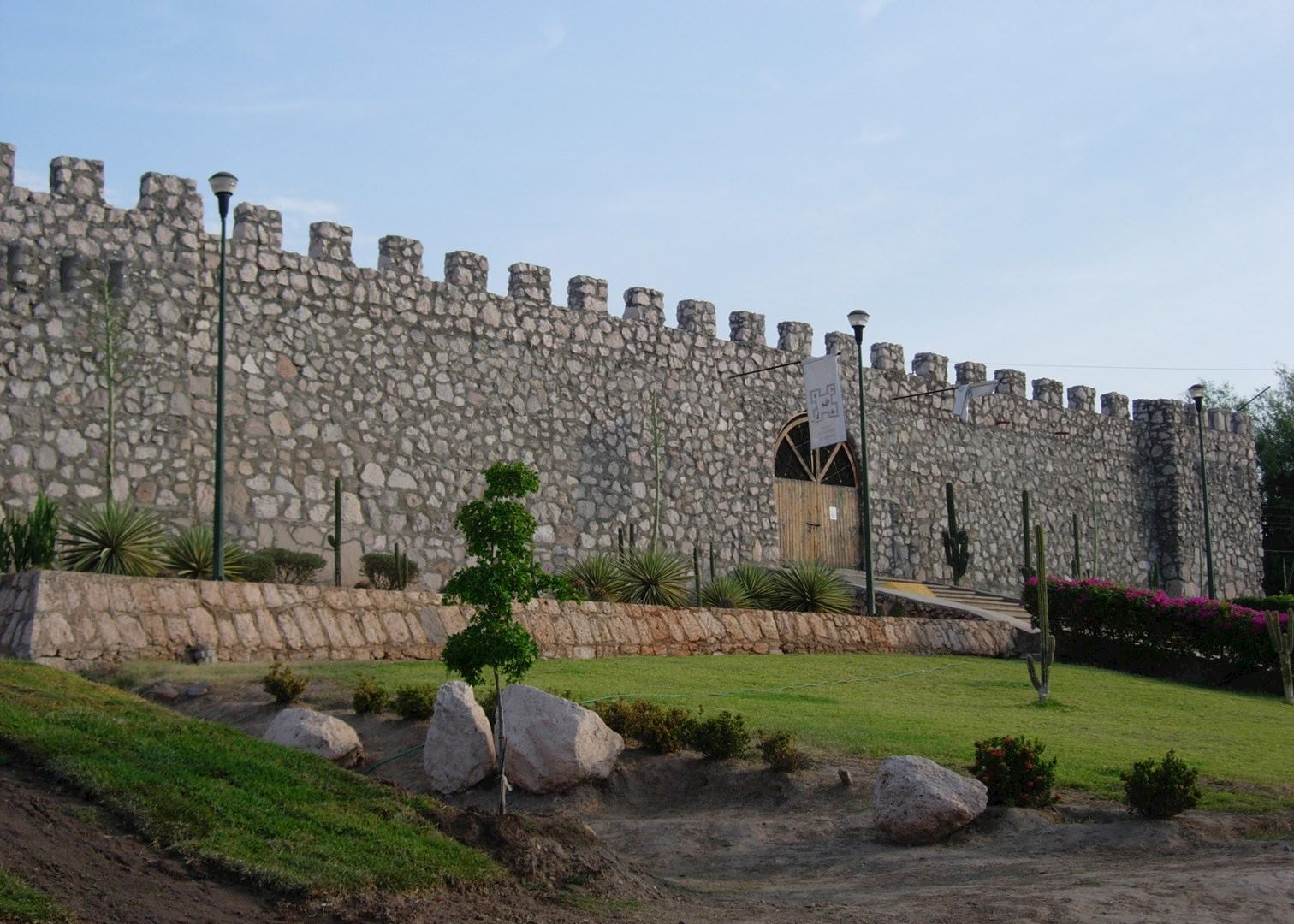 https://mdw-travel-data-us-east-1.s3.amazonaws.com/img/country/Mexico/Los-Fuertes/img_03.jpg