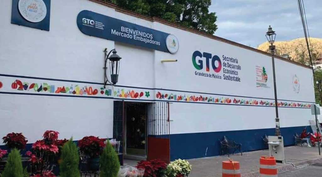 https://mdw-travel-data-us-east-1.s3.amazonaws.com/img/country/Mexico/Mercado-Embajadoras/img_00.jpg