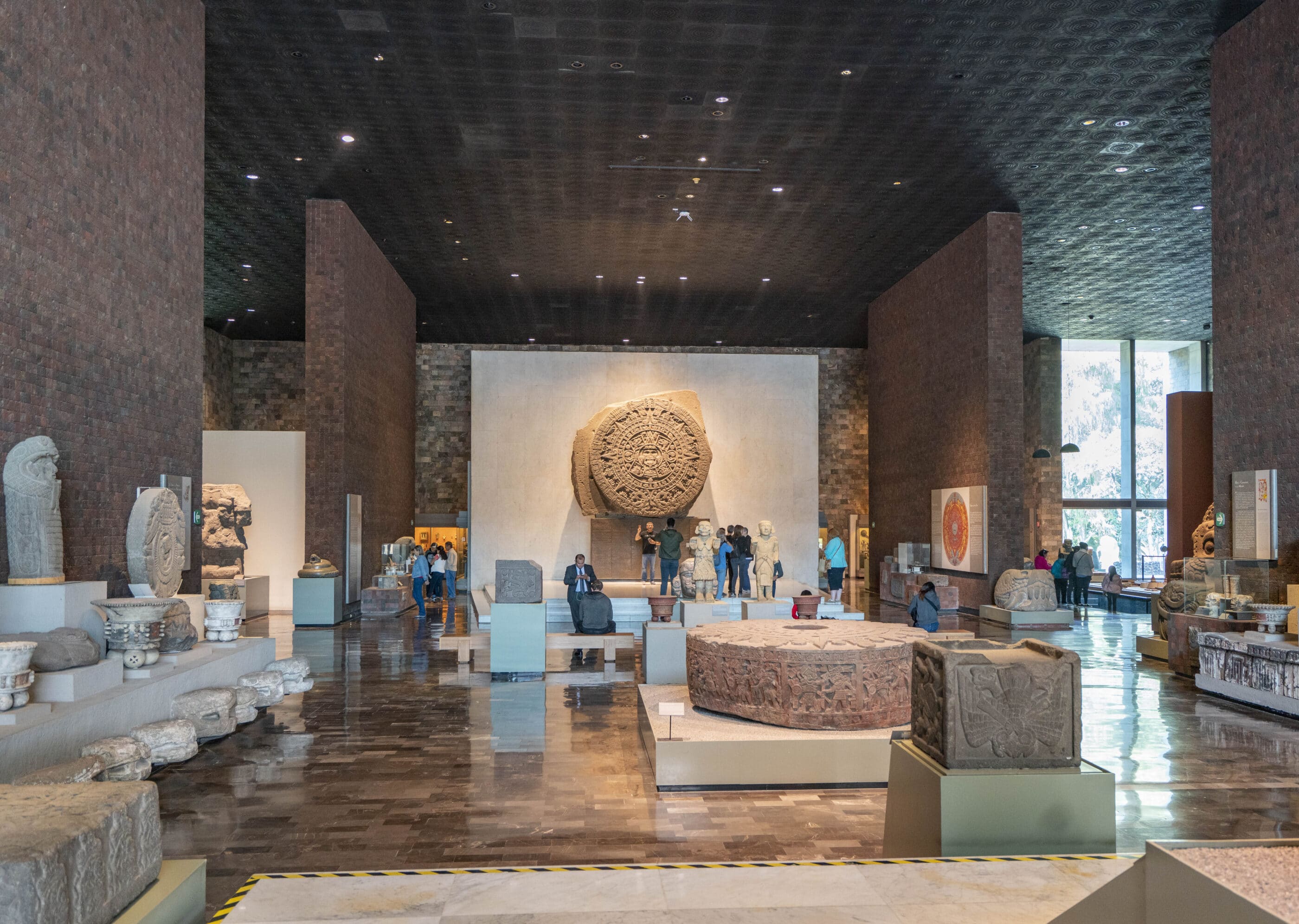 https://mdw-travel-data-us-east-1.s3.amazonaws.com/img/country/Mexico/National-Museum-of-Anthropology/img_01.jpg