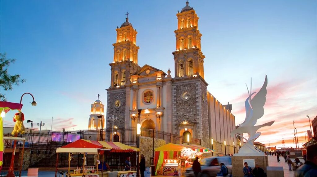 https://mdw-travel-data-us-east-1.s3.amazonaws.com/img/country/Mexico/Parque-Juarez/img_00.jpg
