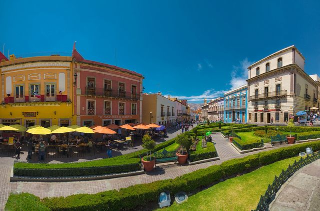 https://mdw-travel-data-us-east-1.s3.amazonaws.com/img/country/Mexico/Plaza-de-la-Paz/img_01.jpg