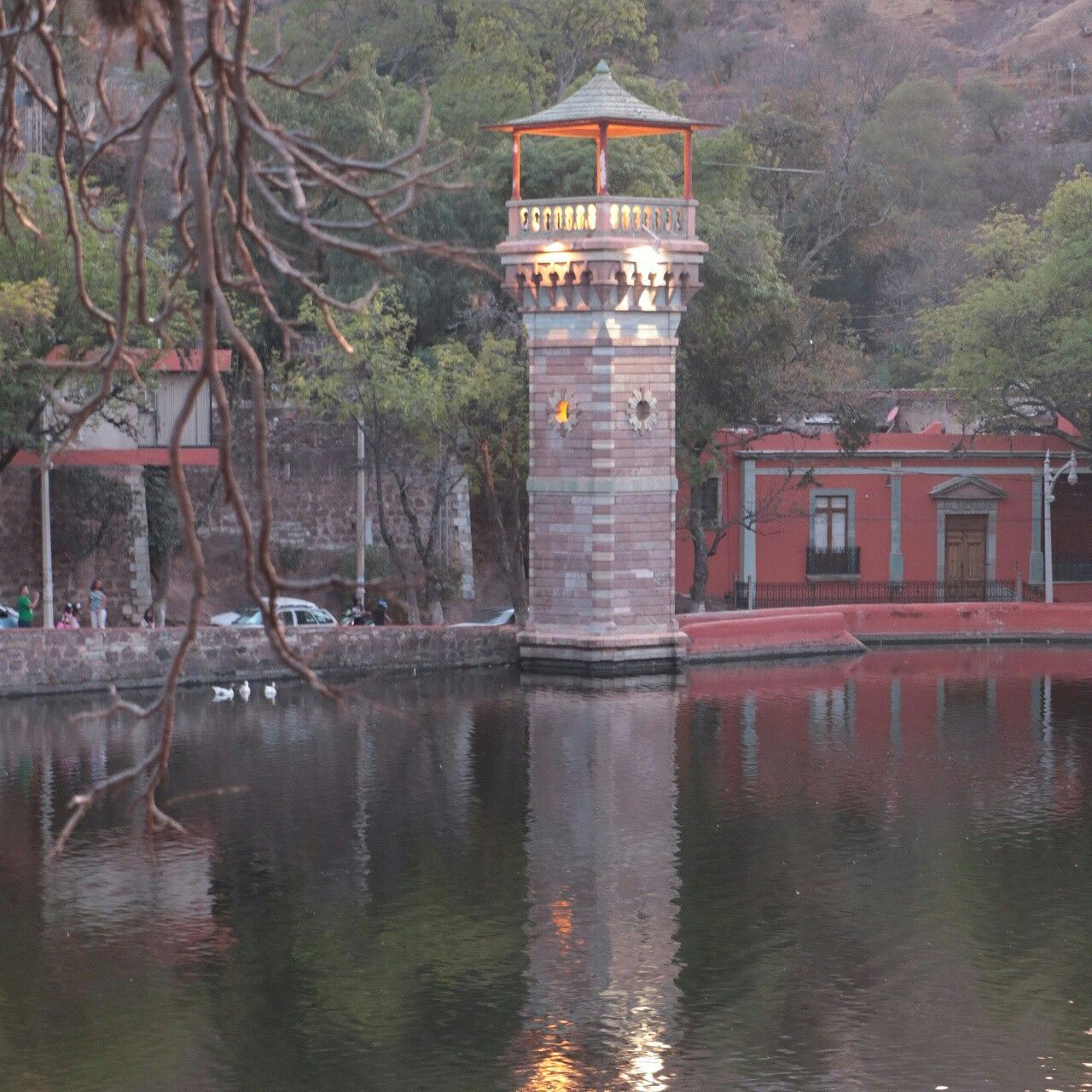 https://mdw-travel-data-us-east-1.s3.amazonaws.com/img/country/Mexico/Presa-de-la-Olla/img_03.jpg