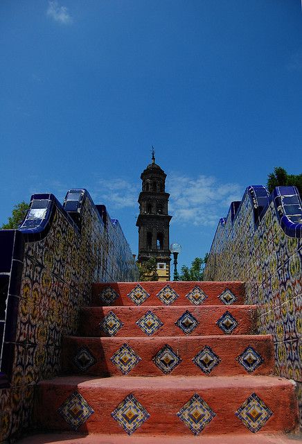 https://mdw-travel-data-us-east-1.s3.amazonaws.com/img/country/Mexico/San-Francisco-Church/img_02.jpg