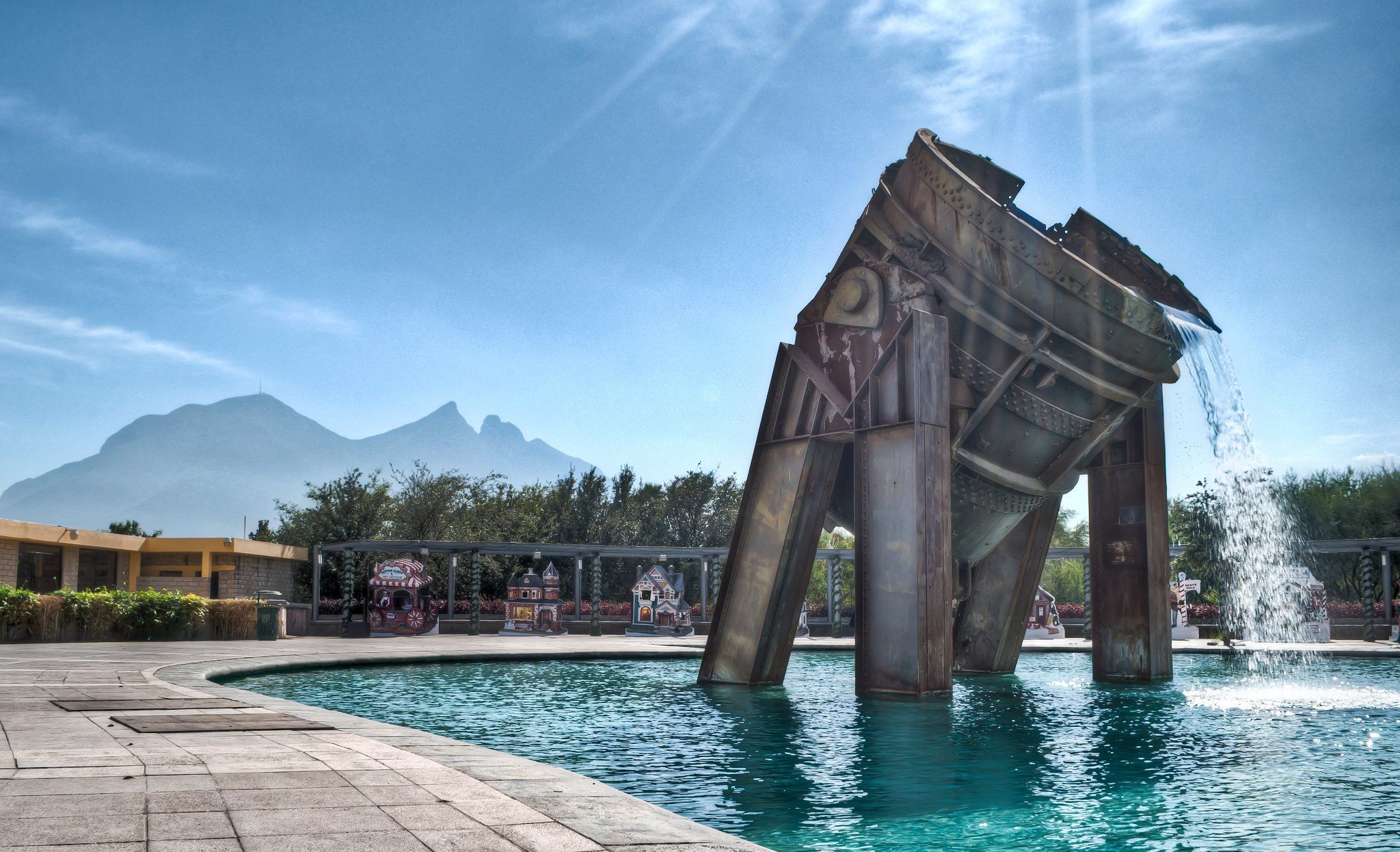 https://mdw-travel-data-us-east-1.s3.amazonaws.com/img/country/Mexico/Santa-Lucia-Riverwalk/img_00.jpg
