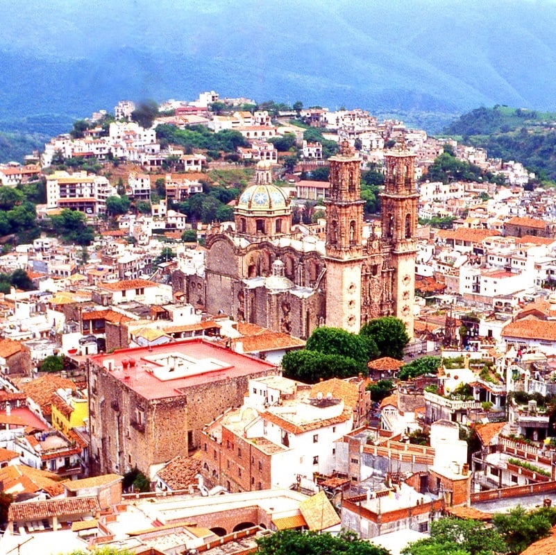 https://mdw-travel-data-us-east-1.s3.amazonaws.com/img/country/Mexico/Taxco/img_01.jpg