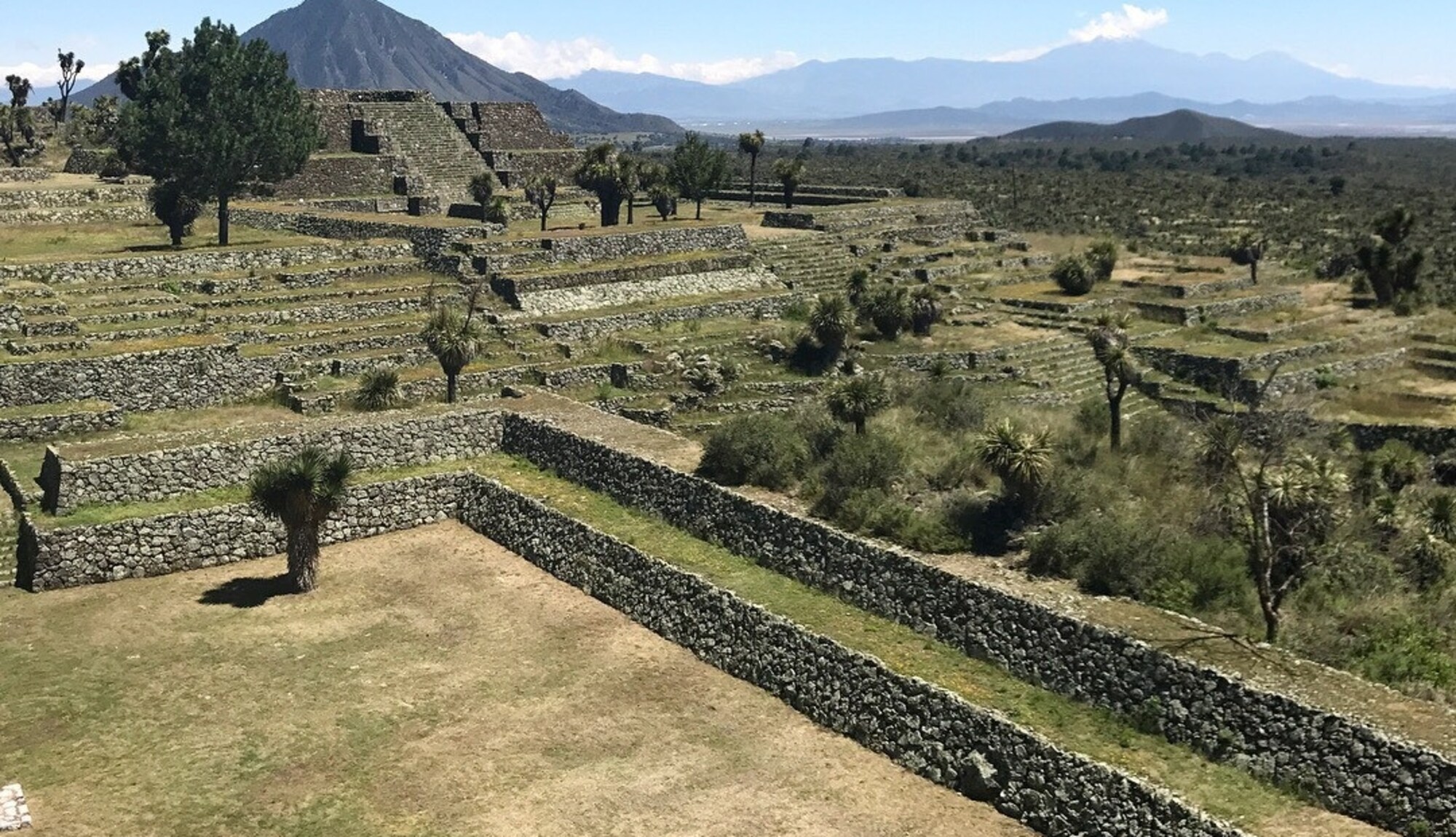 https://mdw-travel-data-us-east-1.s3.amazonaws.com/img/country/Mexico/Tepeyahualco/img_02.jpg