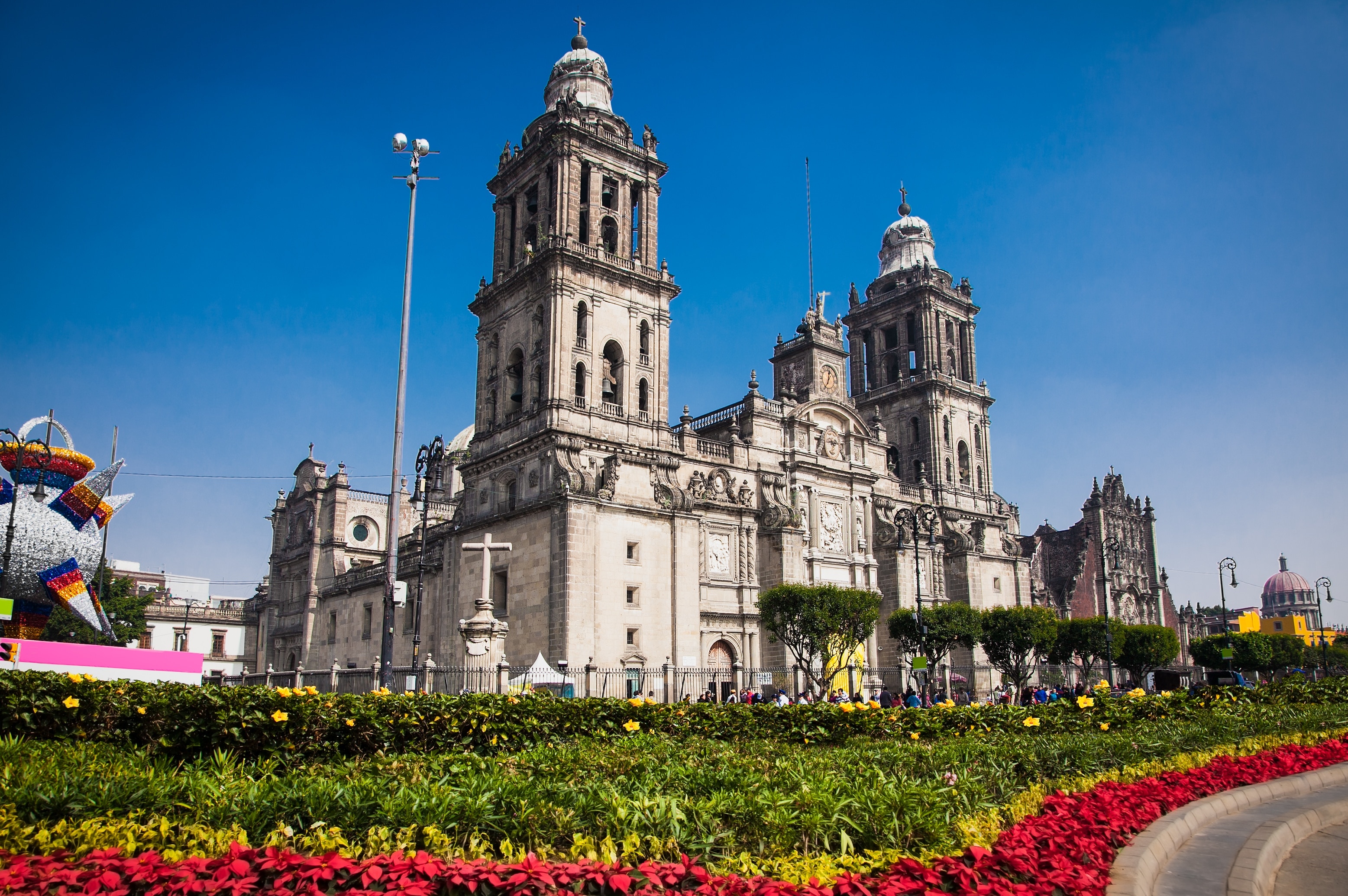 https://mdw-travel-data-us-east-1.s3.amazonaws.com/img/country/Mexico/The-Metropolitan-Cathedral-of-Our-Lady-of-Monterrey/img_02.jpg