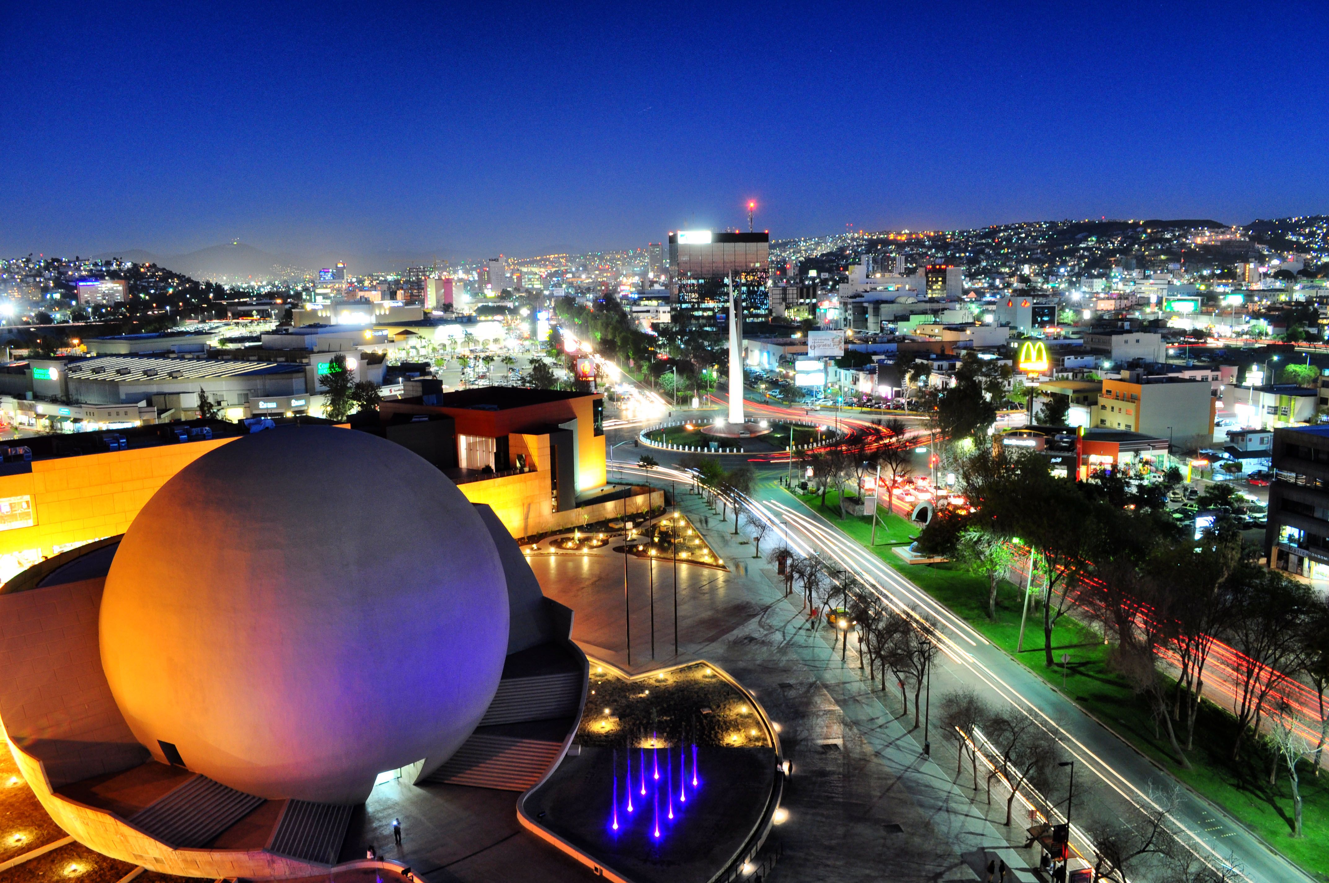 https://mdw-travel-data-us-east-1.s3.amazonaws.com/img/country/Mexico/Tijuana-Beaches/img_01.jpg