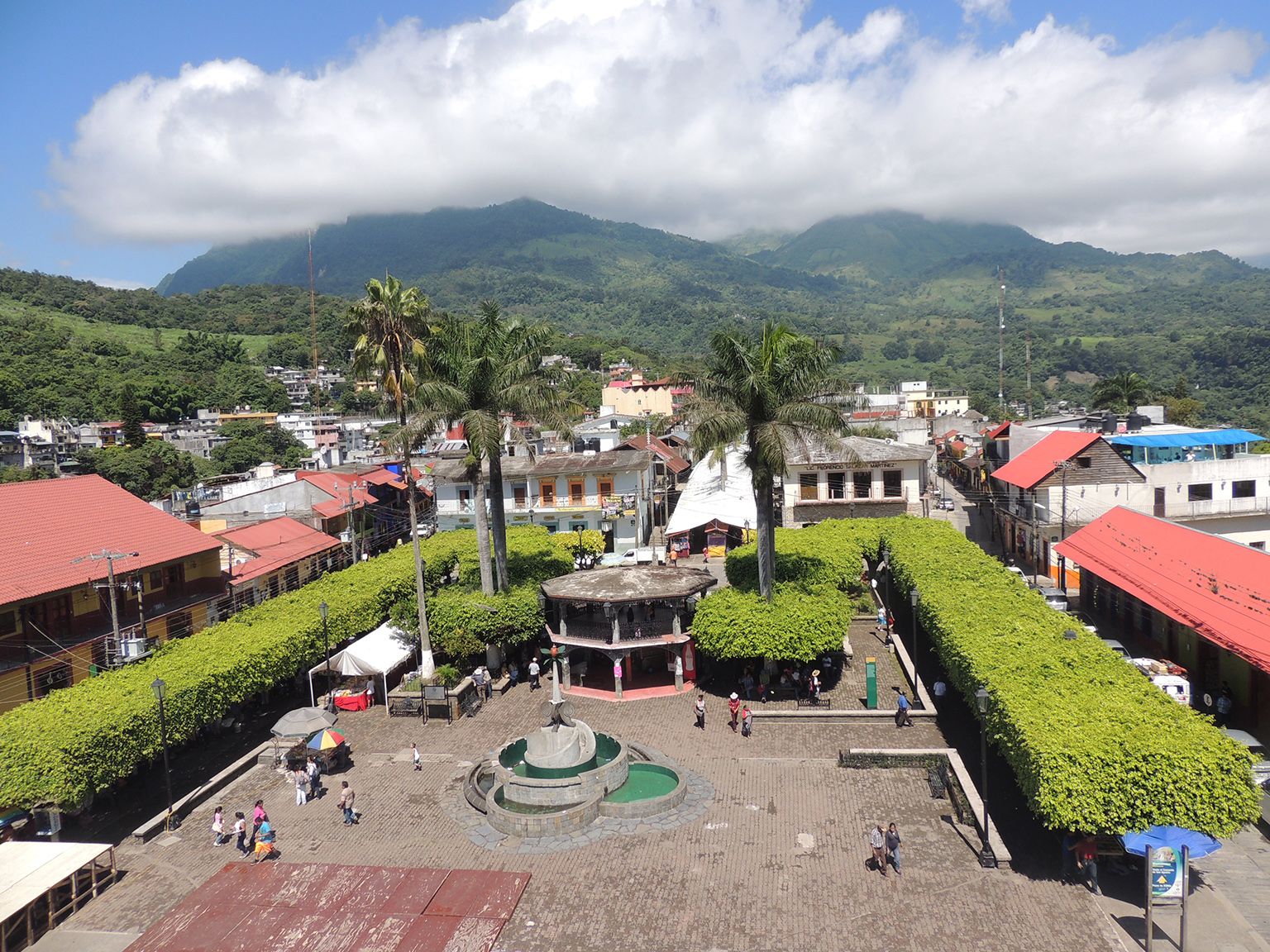 https://mdw-travel-data-us-east-1.s3.amazonaws.com/img/country/Mexico/Tlalixtaquilla/img_01.jpg