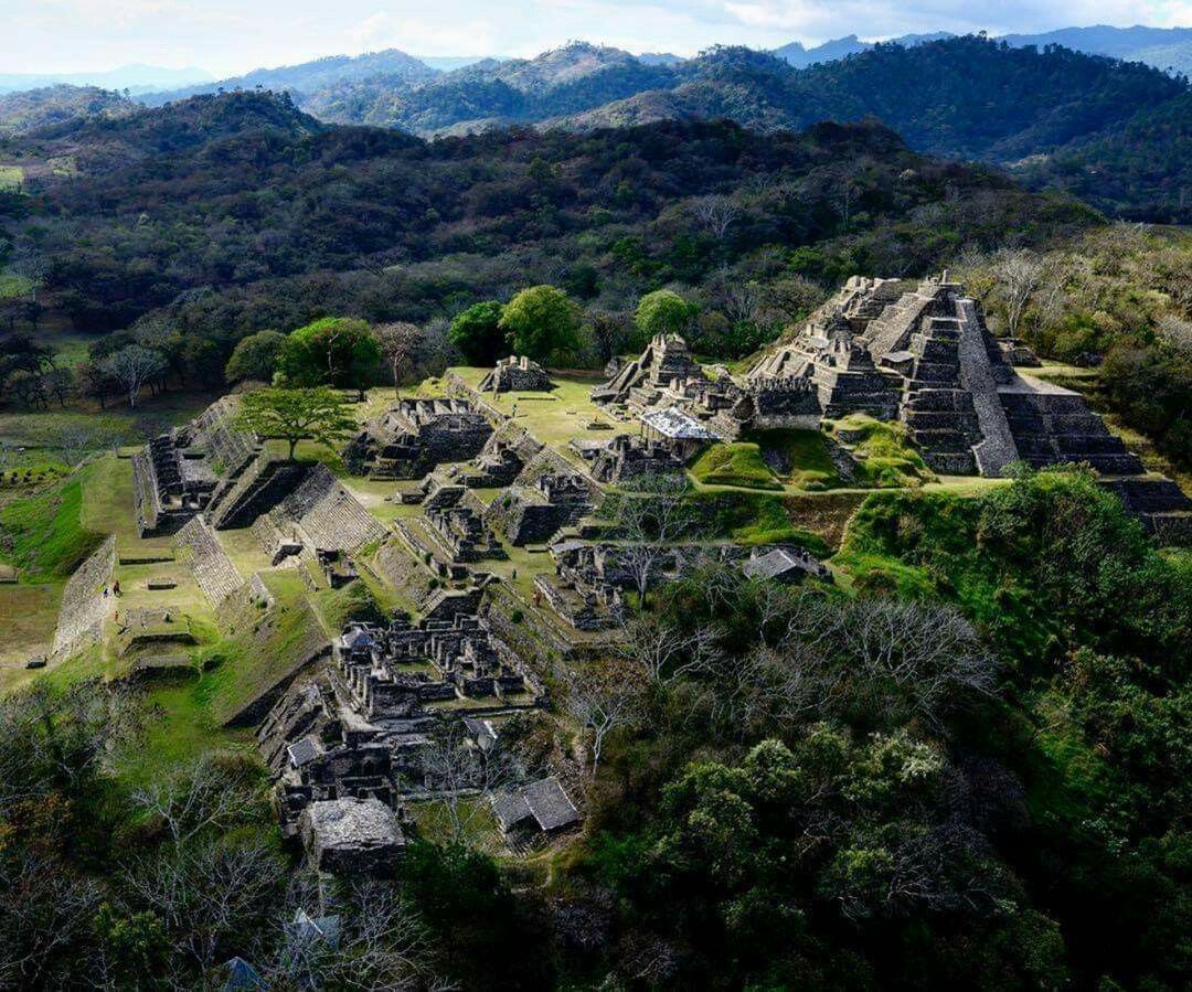 https://mdw-travel-data-us-east-1.s3.amazonaws.com/img/country/Mexico/Tonina-Archaeological-Zone/img_03.jpg