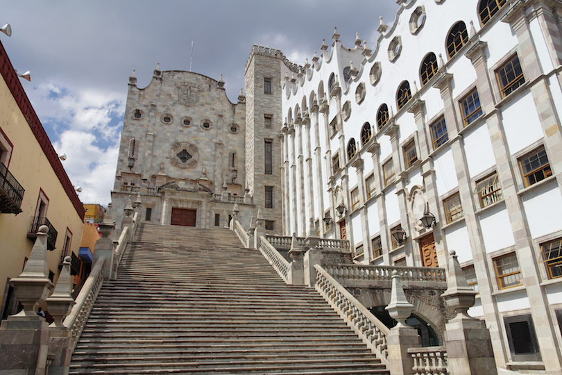 https://mdw-travel-data-us-east-1.s3.amazonaws.com/img/country/Mexico/University-of-Guanajuato/img_03.jpg