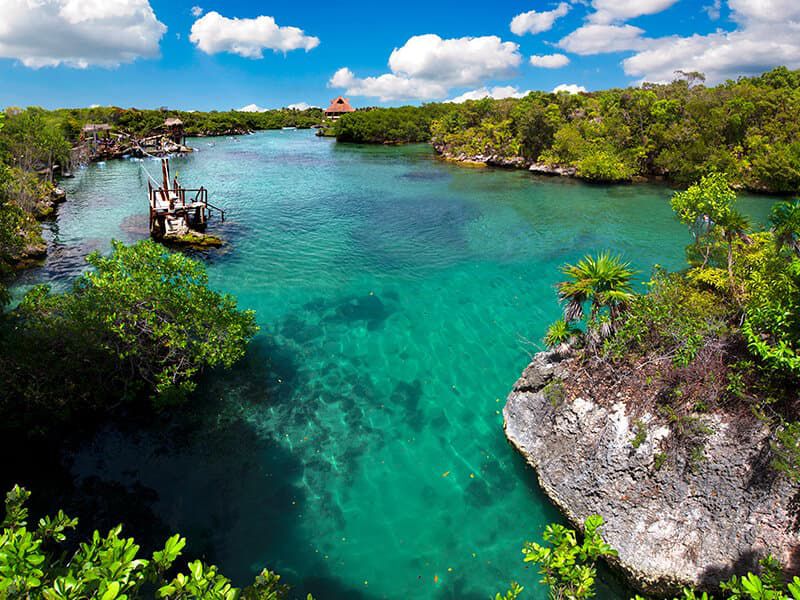 https://mdw-travel-data-us-east-1.s3.amazonaws.com/img/country/Mexico/Xel-Ha-Park/img_01.jpg