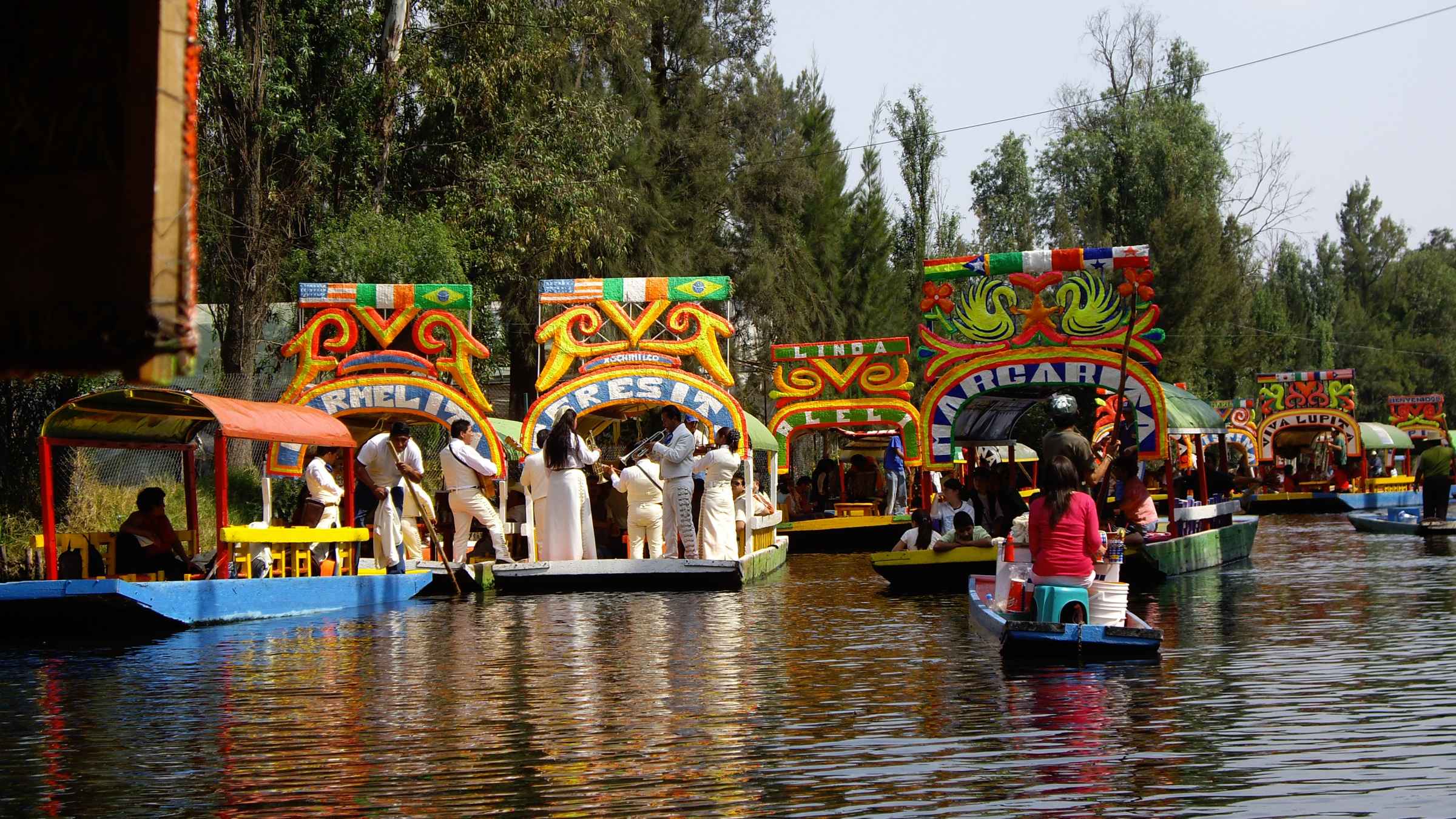 https://mdw-travel-data-us-east-1.s3.amazonaws.com/img/country/Mexico/Xochimilco/img_03.jpg