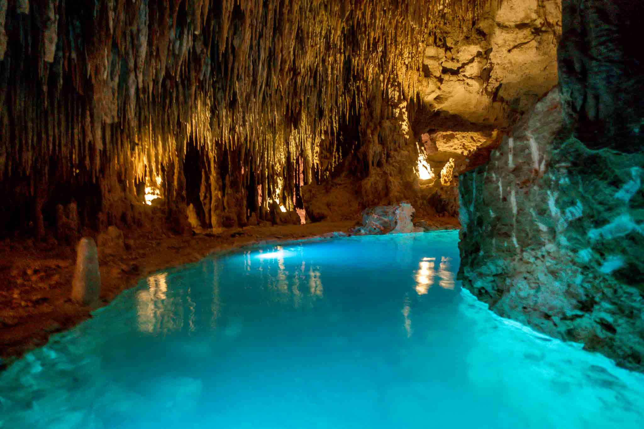 https://mdw-travel-data-us-east-1.s3.amazonaws.com/img/country/Mexico/Xplor-Park/img_01.jpg