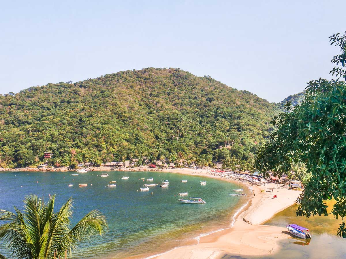 https://mdw-travel-data-us-east-1.s3.amazonaws.com/img/country/Mexico/Yelapa/img_01.jpg