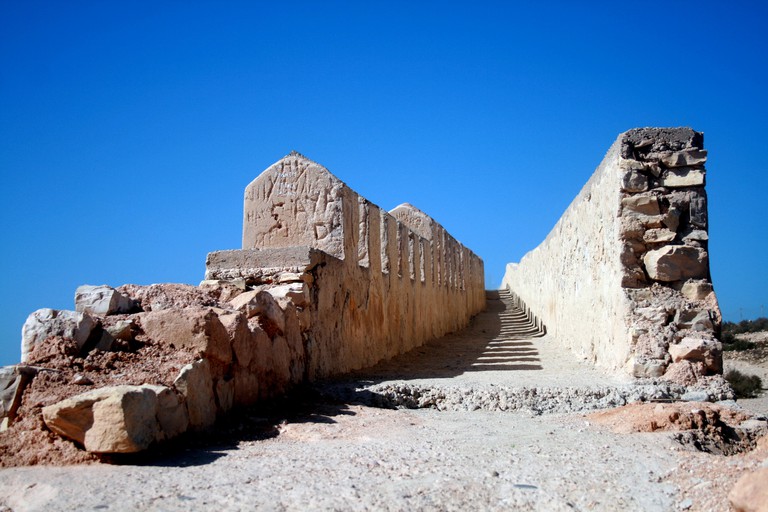 https://mdw-travel-data-us-east-1.s3.amazonaws.com/img/country/Morocco/Agadir-Oufella-Ruins/img_00.jpg