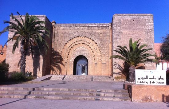 https://mdw-travel-data-us-east-1.s3.amazonaws.com/img/country/Morocco/Bab-Rouah/img_01.jpg