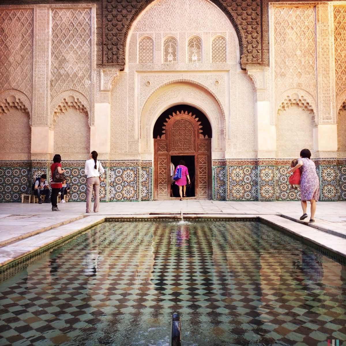 https://mdw-travel-data-us-east-1.s3.amazonaws.com/img/country/Morocco/Ben-Youssef-Madrasa/img_02.jpg