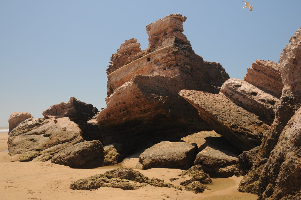 https://mdw-travel-data-us-east-1.s3.amazonaws.com/img/country/Morocco/Bordj-El-Berod/img_03.jpg