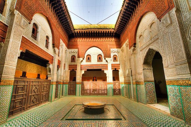 https://mdw-travel-data-us-east-1.s3.amazonaws.com/img/country/Morocco/Bou-Inania-Mosque/img_01.jpg