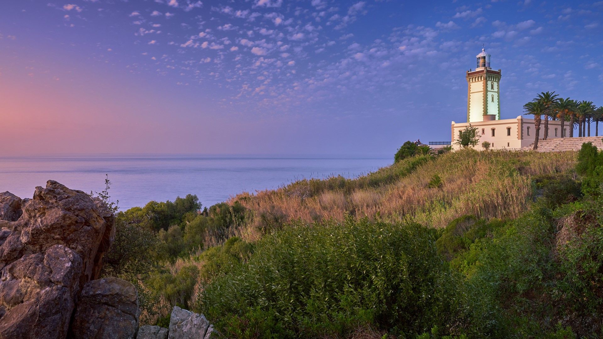 https://mdw-travel-data-us-east-1.s3.amazonaws.com/img/country/Morocco/Cap-Spartel-Lighthouse/img_01.jpg