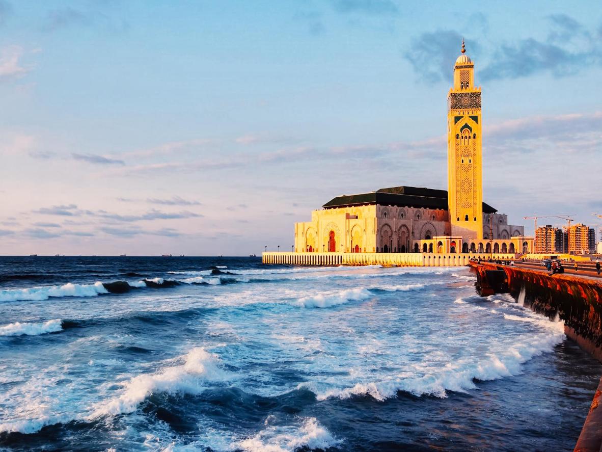https://mdw-travel-data-us-east-1.s3.amazonaws.com/img/country/Morocco/Casablanca-Cathedral/img_01.jpg