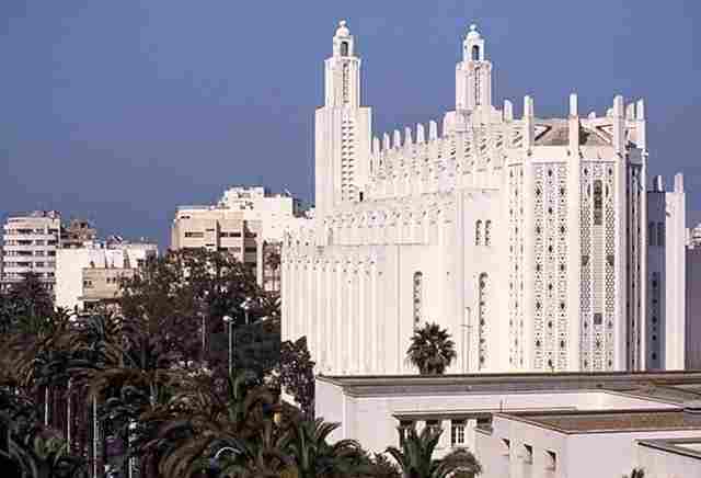 https://mdw-travel-data-us-east-1.s3.amazonaws.com/img/country/Morocco/Casablanca-Cathedral/img_03.jpg