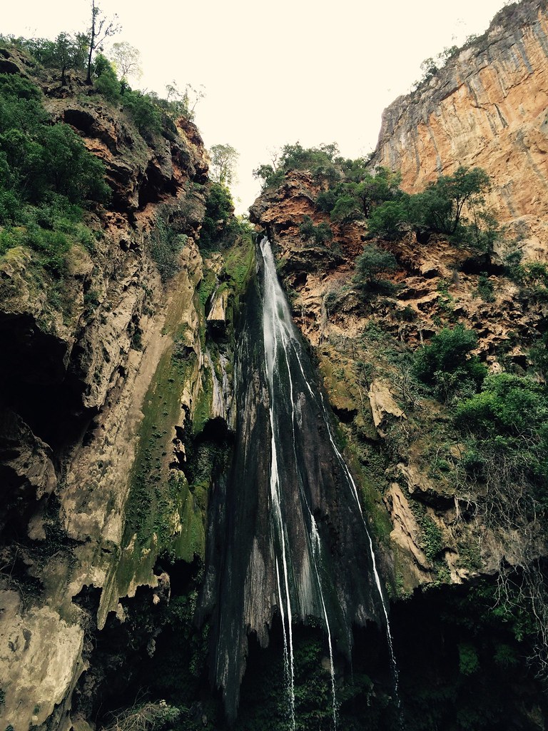 https://mdw-travel-data-us-east-1.s3.amazonaws.com/img/country/Morocco/Cascades-dAkchour/img_03.jpg